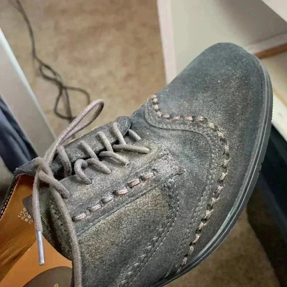 Earthies Lisbon Rock suede Oxford wingtip walking shoe w bronze metallic wash - Picture 9 of 16